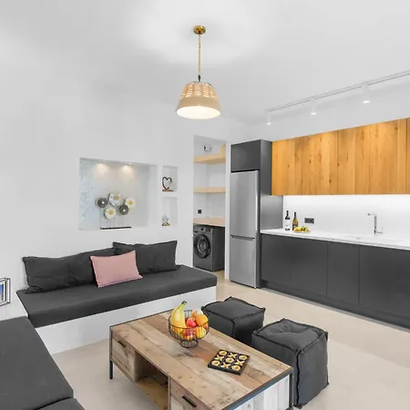 Angiemar Paros * Agia Irini (Paros)